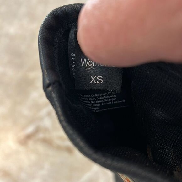 Harley Davidson Black Leather Gloves - Picture 4 of 5